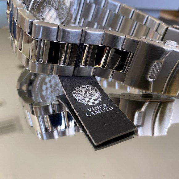 Vince Camuto 1147GYSVST Men's 47mm S/Steel Watch + Sunglasses Set - Picture 7 of 7